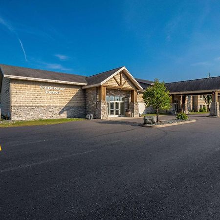 Rodeway Inn & Suites Tomahawk Экстерьер фото